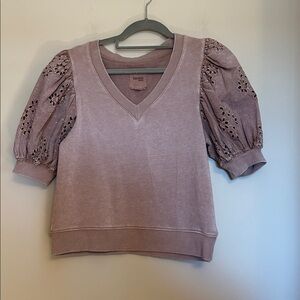 Kenzie jeans cotton/polyester puffed sleeve V-neck pullover top size small